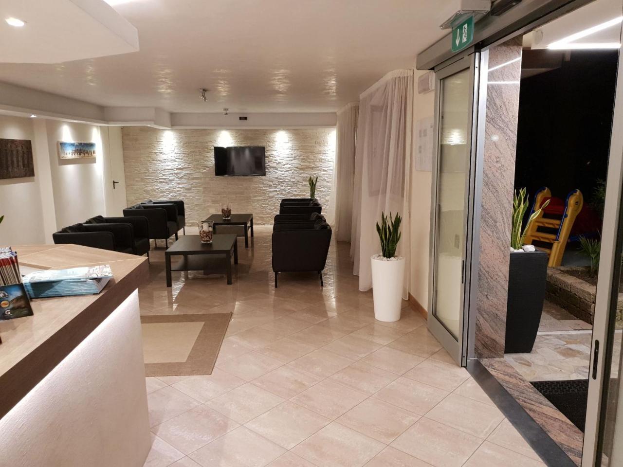 Hotel Rado Lido di Jesolo Luaran gambar